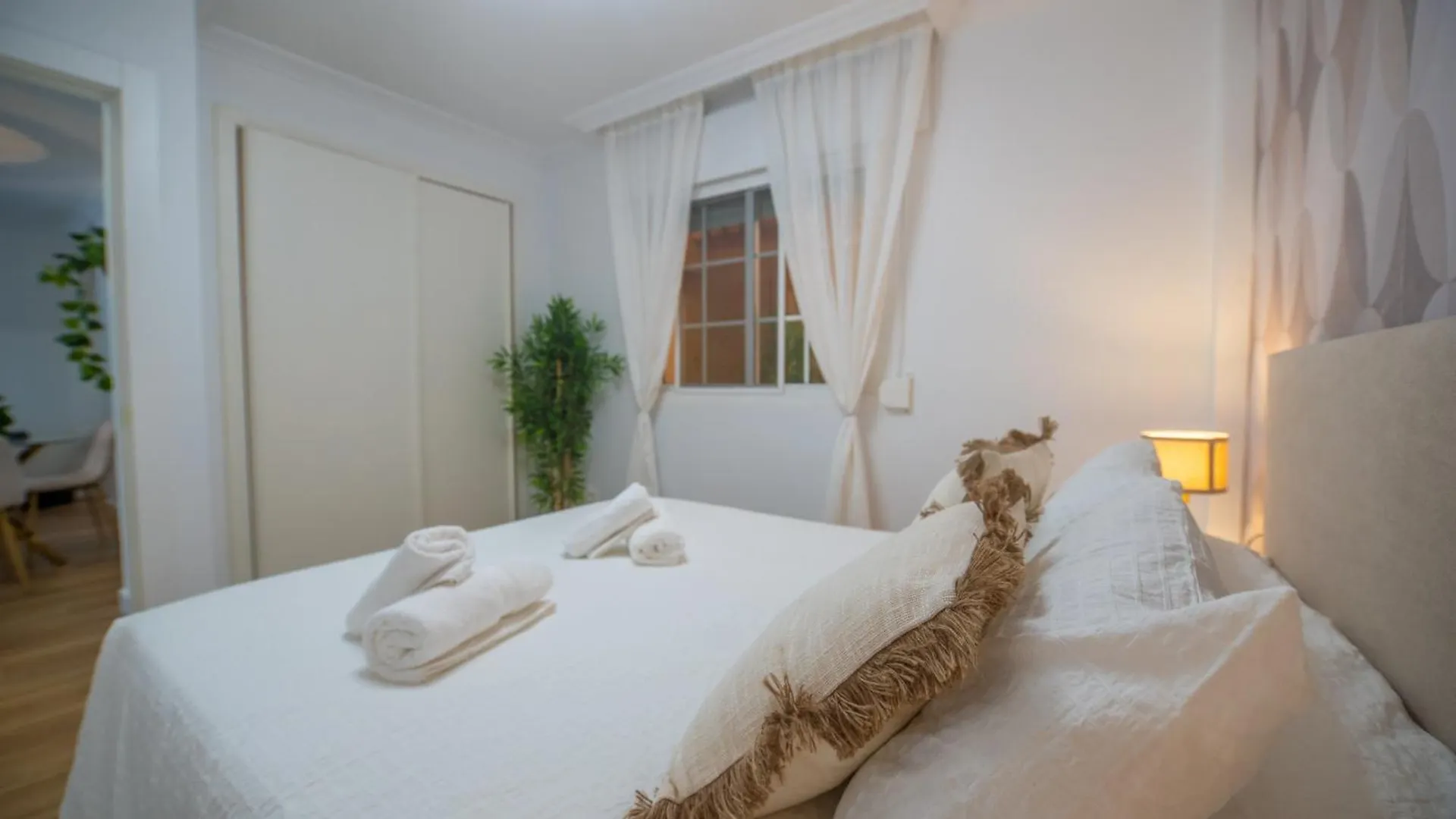 Ferienwohnung Prensa - Parking Málaga 0*,  Spanien