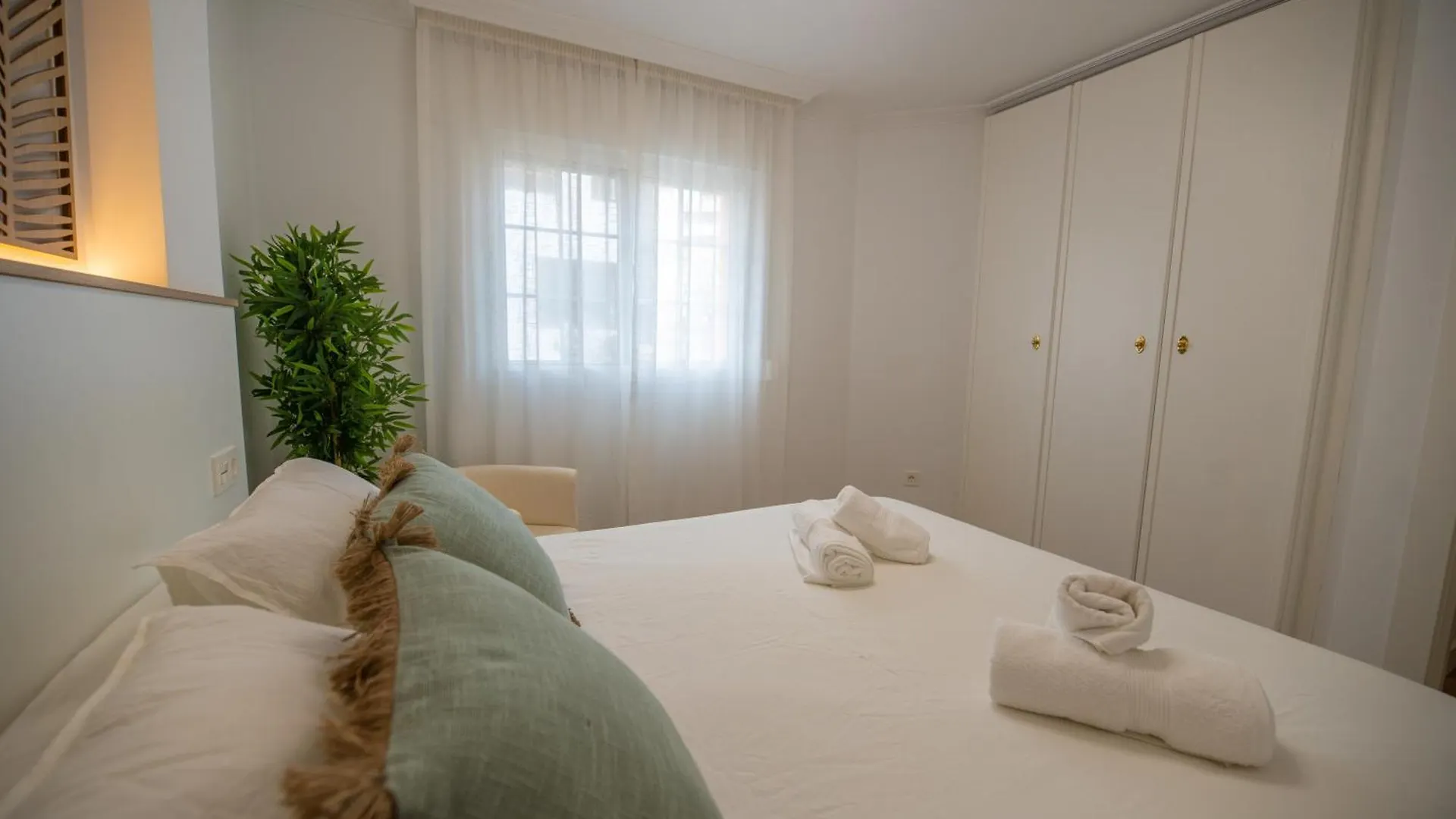 Ferienwohnung Prensa - Parking Málaga