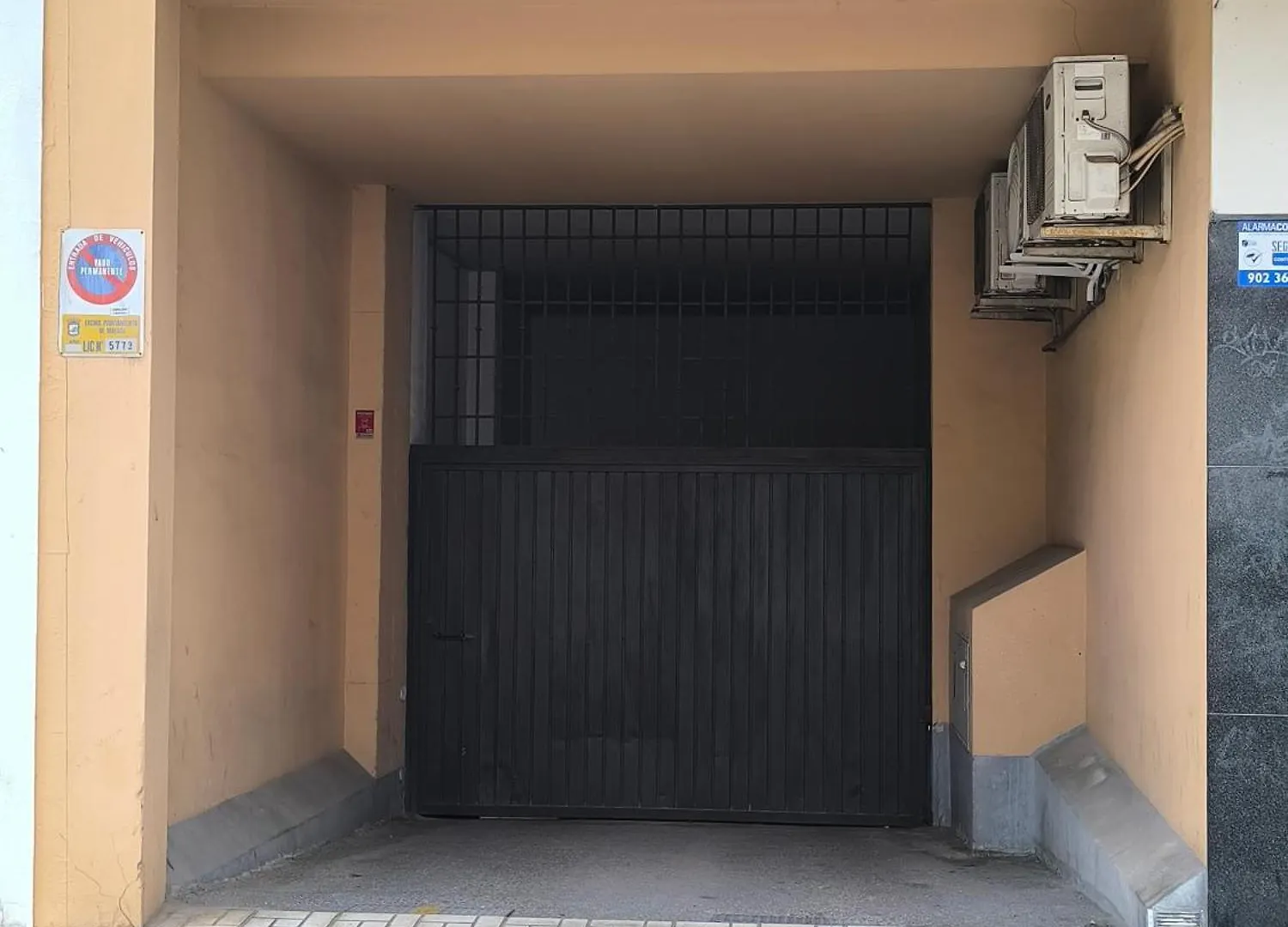 Ferienwohnung Prensa - Parking Málaga Apartment