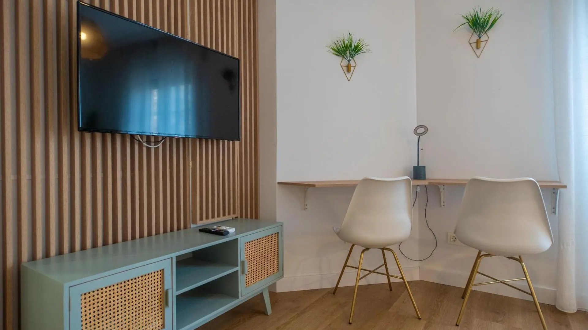 Prensa - Parking Apartamento Málaga