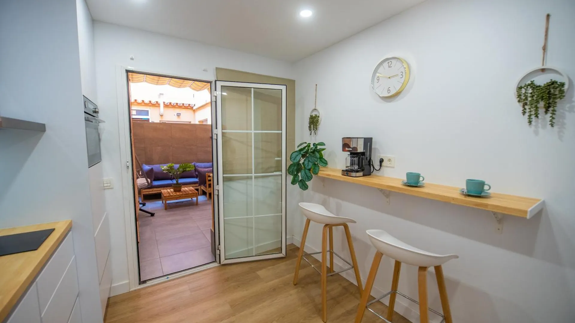 Prensa - Parking Apartamento Málaga Espanha