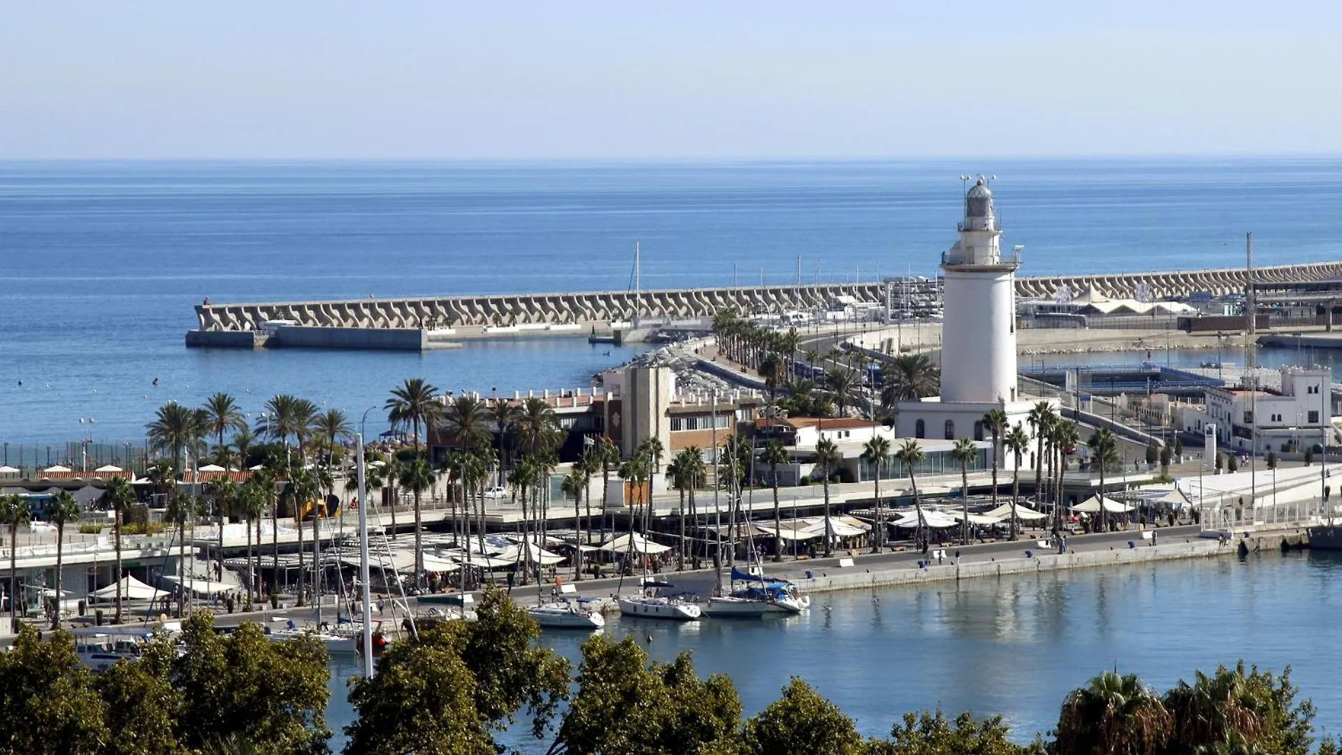 Prensa - Parking Apartamento Málaga